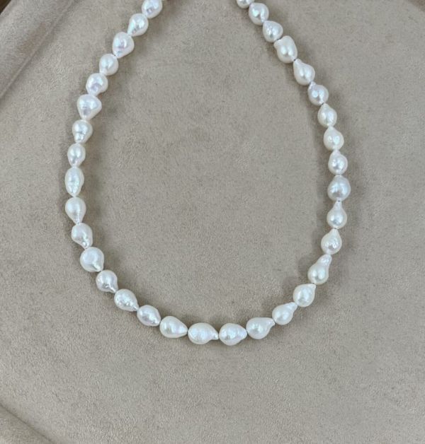 Round baroque pearl necklace